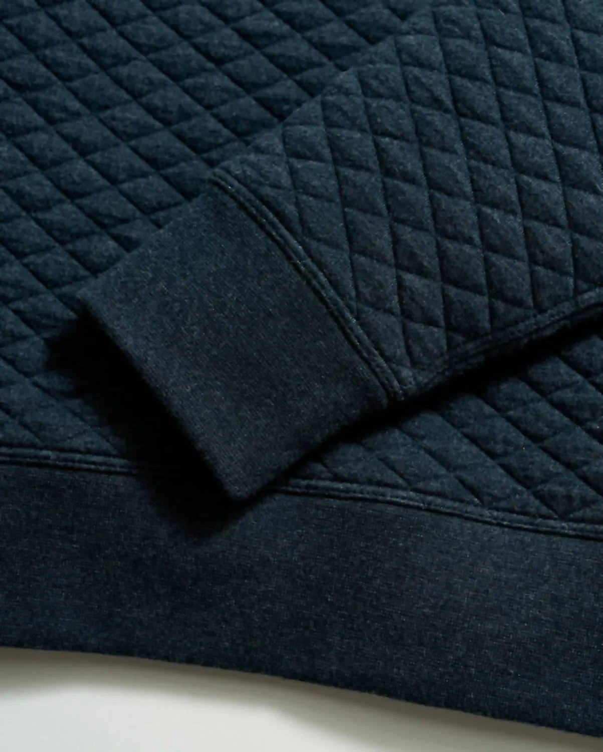 Diamond Quilt Half Zip Sweatshirt In Carbon Blue