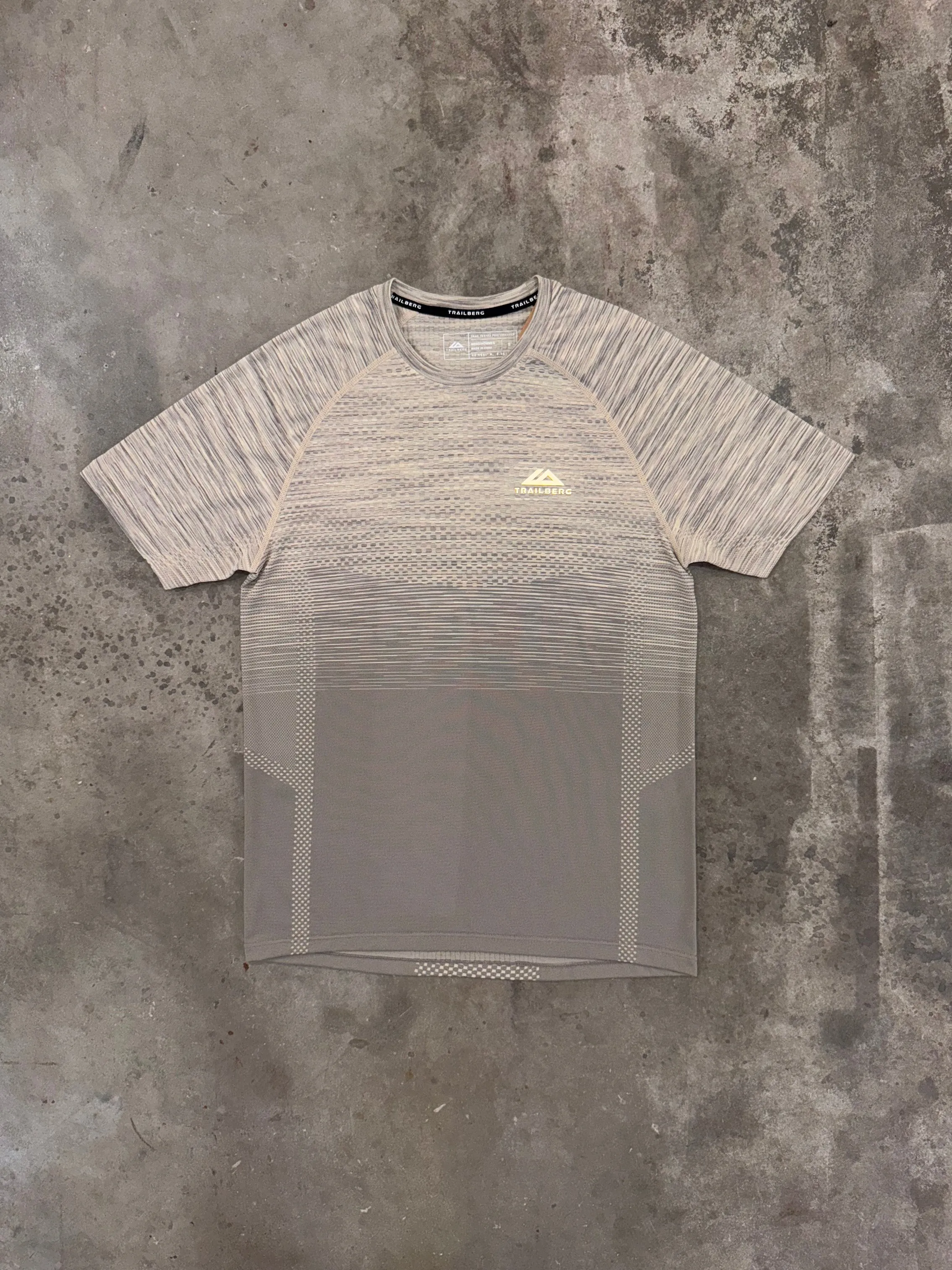 Trailberg Apex Seamless T Shirt - Moon Rock