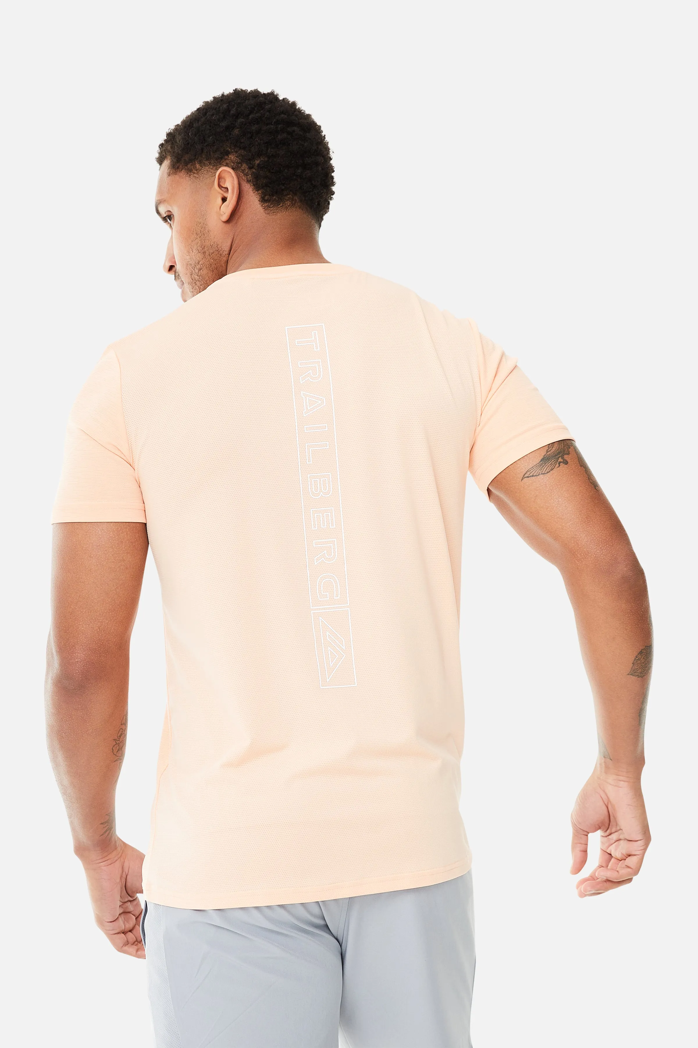 Trailberg Crest T Shirt - Peach
