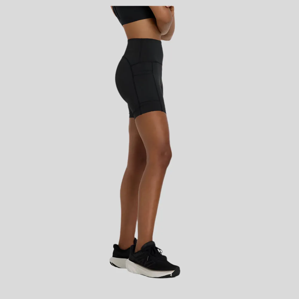 Womens NB Sleek Pocket High Rise Short 6" - Black